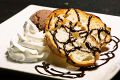 料理メニュー写真&nbsp;チョコトーストチョコアイス添え・ショコラのロールケーキ