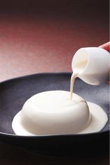 料理メニュー写真&nbsp;大吟醸絹仕込み豆腐(白玉豆腐)