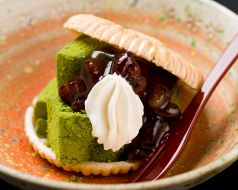 料理メニュー写真&nbsp;抹茶わらびもち