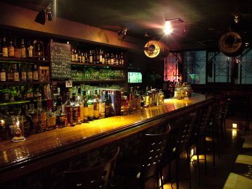 エックスレイ X‐Ray バー アンド Bar レストランの雰囲気1