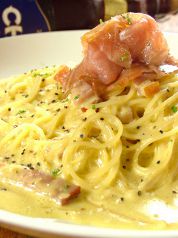 料理メニュー写真&nbsp;生ハムのカルボナーラ