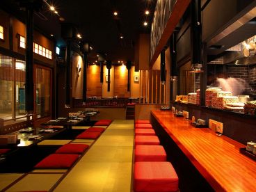 焼鶏 あきら 丸の内店 丸の内ブリックスクエアの雰囲気1
