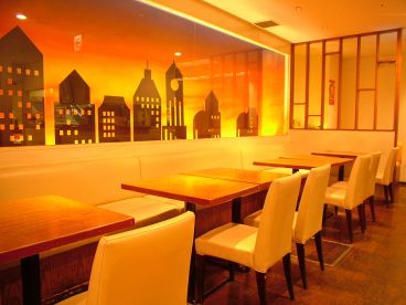 タンメンワールド 横濱 一品香 相鉄ジョイナス店の雰囲気1