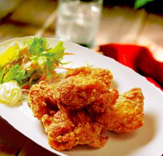 料理メニュー写真 若鶏の唐揚