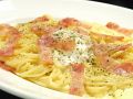 料理メニュー写真&nbsp;温泉玉子のクリーミーカルボナーラ