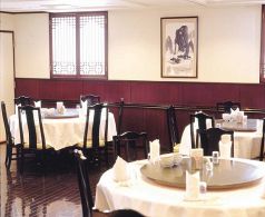 横浜中華街 廣東飯店の雰囲気3