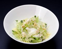 料理メニュー写真&nbsp;　・温泉玉子のシーザーサラダ
