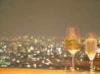 夜景と共に楽しい時間を