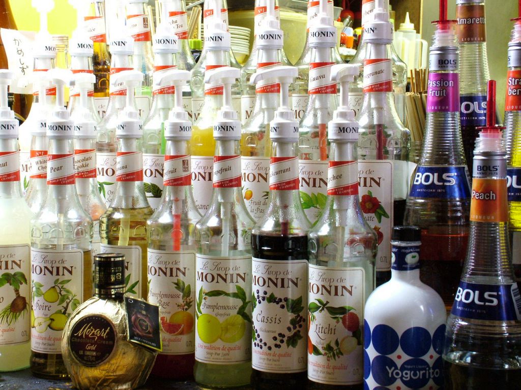 お酒の品揃えも負けません！今ならドリンク全約510種が300円に!!お店のお酒全部飲放は90分1980円!!