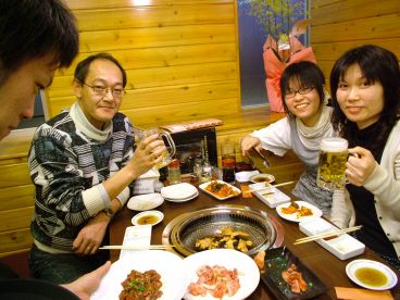 焼肉ロッヂ 新潟空港通り店の雰囲気1