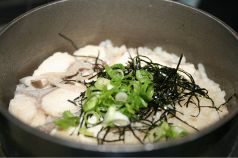 料理メニュー写真 明石鯛の釜めし