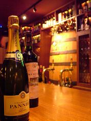 ワインケーブ シャトー ティーエス WINE CAVE シャトー T.Sの雰囲気2