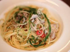 料理メニュー写真&nbsp;自家製ツナのぺぺロンチーノスパゲティ