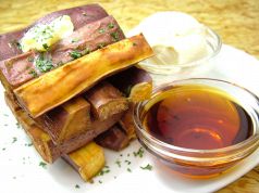 料理メニュー写真 さつまスティックメイプルバター添え