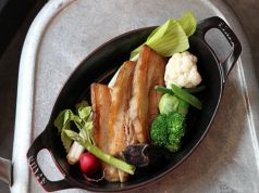 料理メニュー写真&nbsp;鹿児島産豚バラ肉のココットロースト
