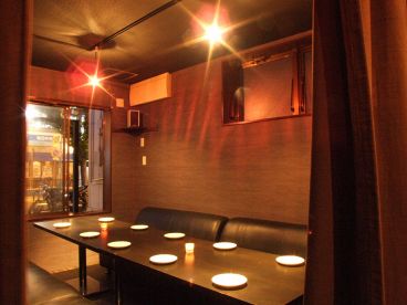 オステリア ロッソ Osteria ROSSOの雰囲気1