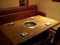 落ち着いた店内