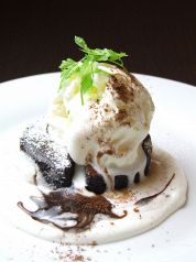 料理メニュー写真&nbsp;フォンダンショコラ