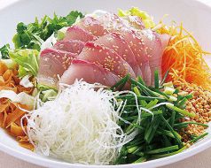 料理メニュー写真&nbsp;鮮魚のまぜまぜサラダ