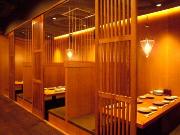魚やでん ウオヤ デン UOYADENの雰囲気1