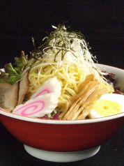 料理メニュー写真&nbsp;小池さんラーメンサラダ