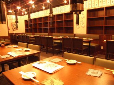 あか丸 三宮店 焼肉ホルモンの雰囲気1