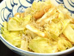 料理メニュー写真 春キャベツのからしあえ