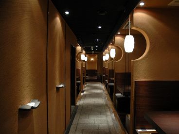 神源 神戸三宮店の雰囲気1