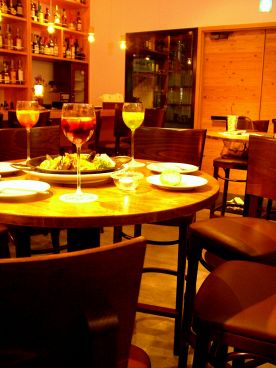 スパニッシュ&イタリアンバル bar シーエヌ CNの雰囲気1