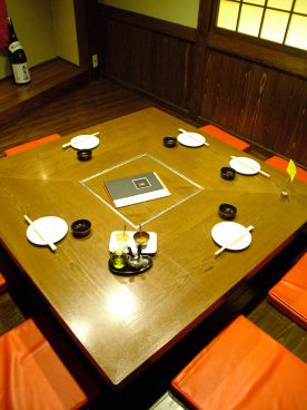 アヒル 炭火 鶏の雰囲気1