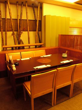しゃぶ禅 花まる 松山店の雰囲気1