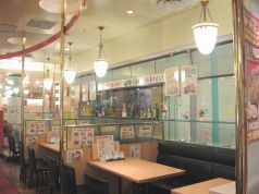 中央軒 マルビル店の雰囲気2