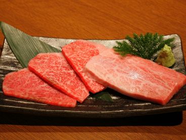 七輪や 中目黒店 炭火焼肉のおすすめ料理1