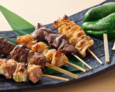 料理メニュー写真 串焼き盛合せ(六本)
