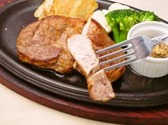 料理メニュー写真 新登場!イベリコ豚ロースステーキ 225g