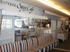 ニルヴァーナ スパイスカフェ ルミネ横浜店の雰囲気1