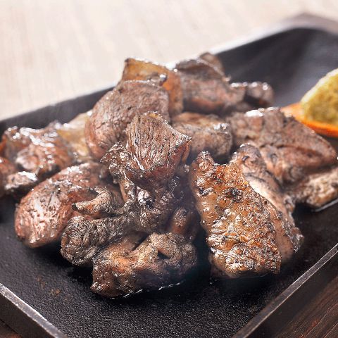 【池袋東口で仲間と乾杯!】美味い焼き鳥と希少な焼酎を楽しめるお店を3軒紹介