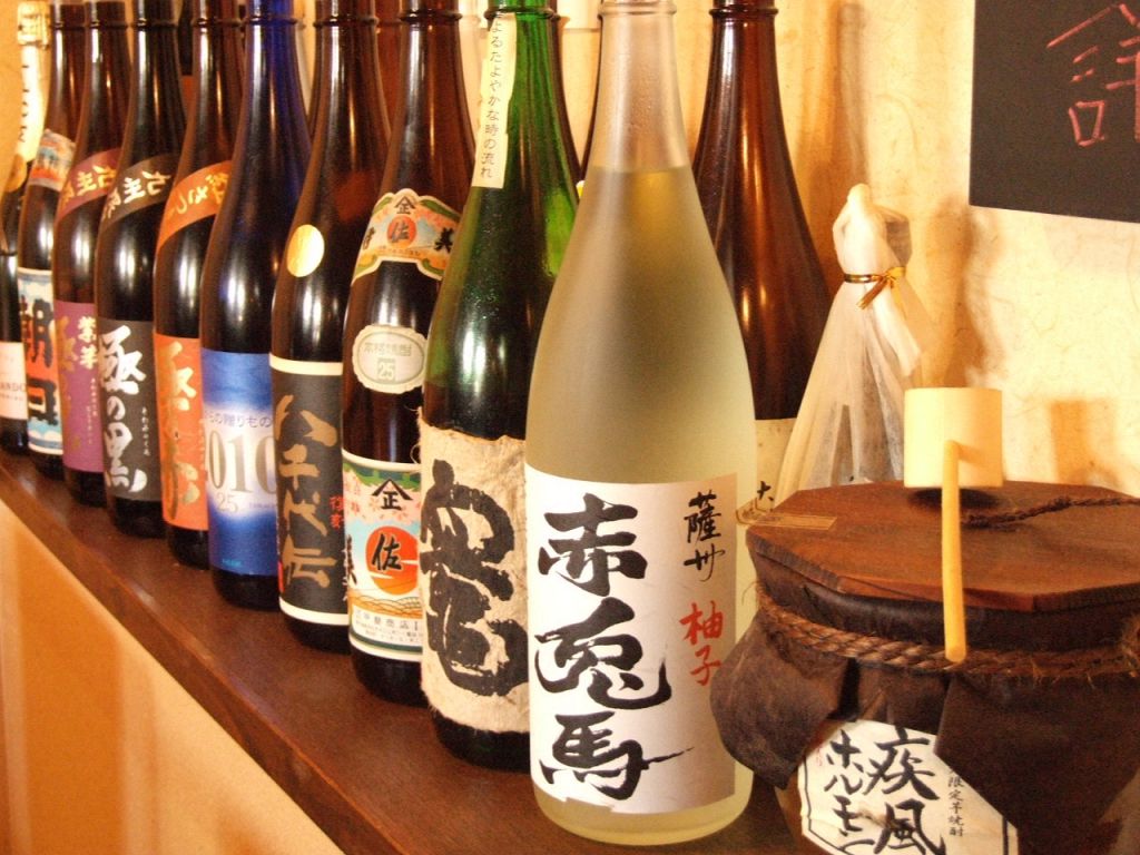 焼酎、泡盛各種取り揃えております