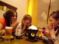 女子会風景をパチリ!メレンゲ豆乳鍋が◎