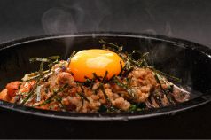 料理メニュー写真 石焼ビビンバ