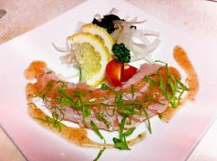 料理メニュー写真&nbsp;鶏ささみのタタキ～紀州梅肉ソース～