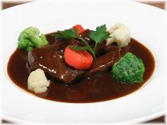 料理メニュー写真&nbsp;牛タンの赤ワイン煮込み