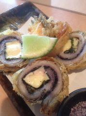 料理メニュー写真&nbsp;太刀魚のしそチーズ巻き揚げ