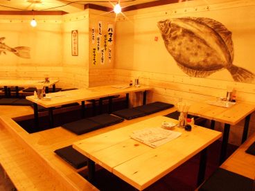魚八&串八珍 日比谷店の雰囲気1