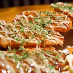 料理メニュー写真 牛タンコロッケ