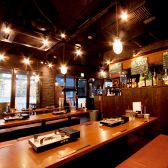 静かな通りに面した路面店です。