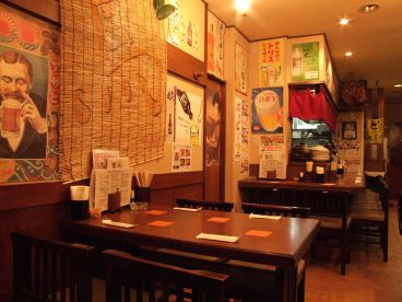 釜焼鳥本舗おやひなや 日本橋店の雰囲気1