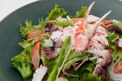 料理メニュー写真&nbsp;とれたて具だくさん北海サラダ