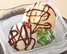 料理メニュー写真 チーズムース~バニラアイス添え~