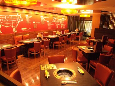焼肉の牛太本陣 ヨドバシ吉祥寺店の雰囲気1